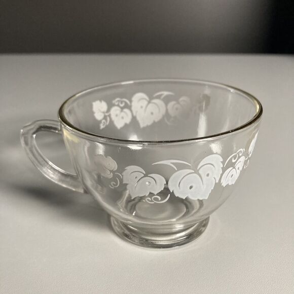 Anchor Hocking Glass Punch Cup Set (6) • White Grape Leaves • Gold Rim • Vintage - Picture 11 of 16